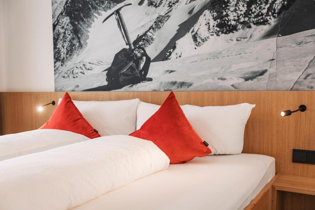 Apart Garni St Martin - Silvretta Card Premium Betrieb Galtuer Exterior photo
